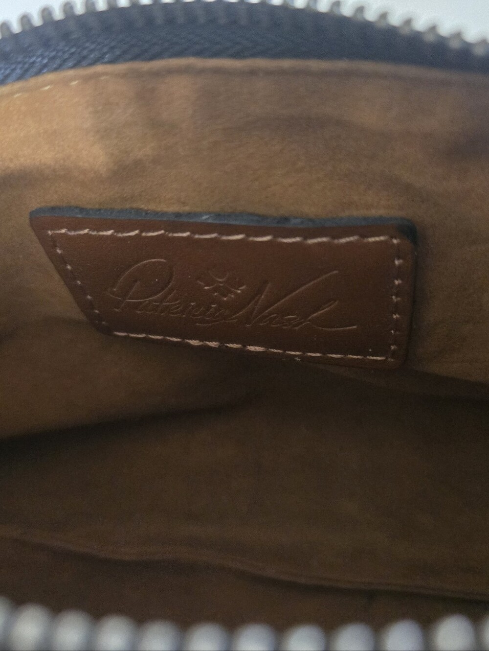 Patricia Nash Leather Joliet Pouch Crossbody Black - Picture 4 of 11